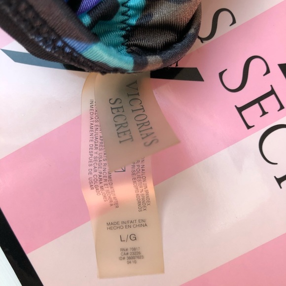 Victoria’s Secret Animal Print Cheeky Scrunch Bikini Bottom Size Large - Picture 8 of 8